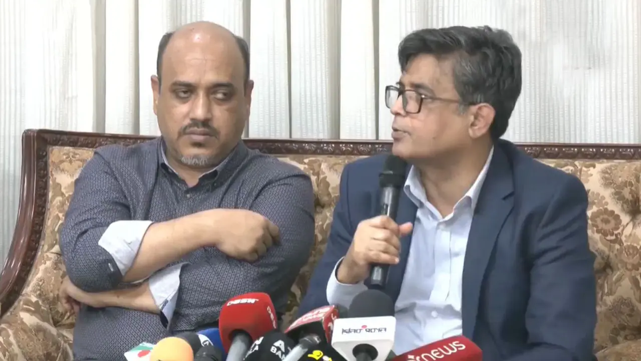 ডিসেম্বরের মধ্যে নির্বাচনের সার্বিক প্রস্তুতির নির্দেশ প্রধান উপদেষ্টার