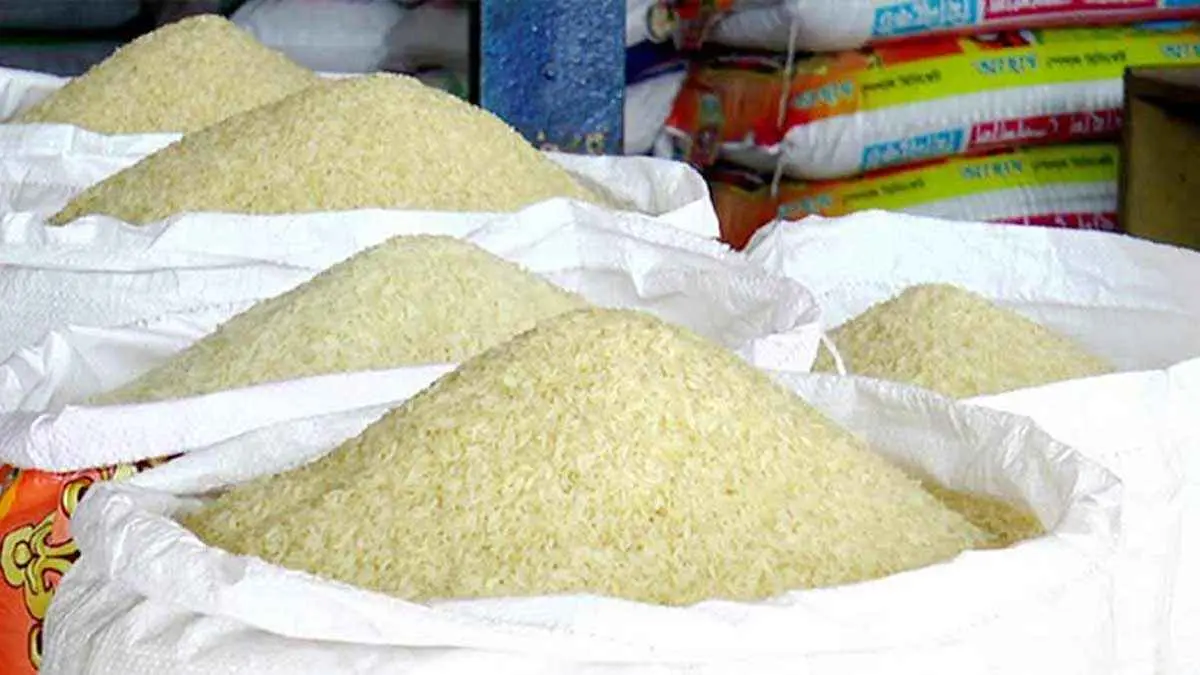 হঠাৎ অস্থির চালের বাজার