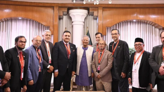 মধ্যরাতে হাতিরঝিলে আফঈদা-ঋতুপর্ণাদের সংবর্ধনা দিলো বাফুফে